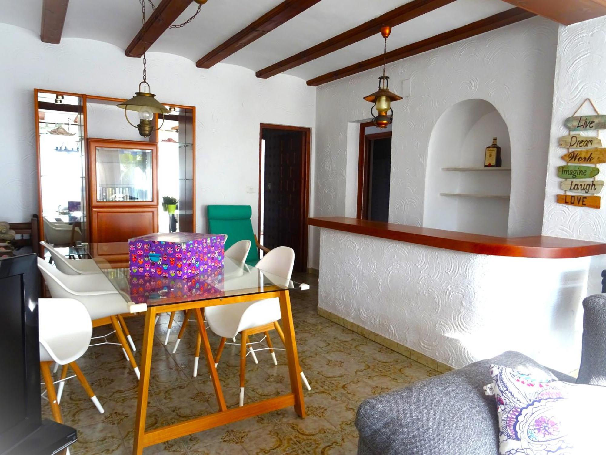 At Seafront With Private Garden-655 Vakantiehuis *